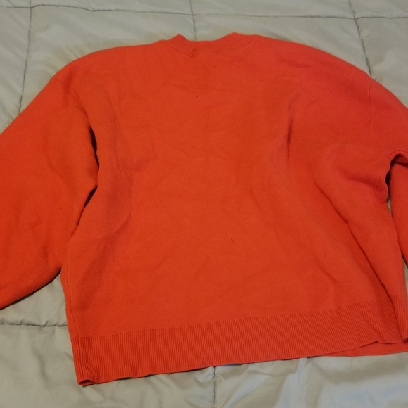 H&m red sweater with big sleeves - Picture 6 of 6